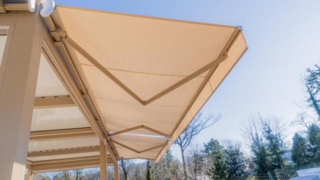 Comment prot&eacute;ger sa terrasse du soleil avec un store banne &agrave; Rixheim ?